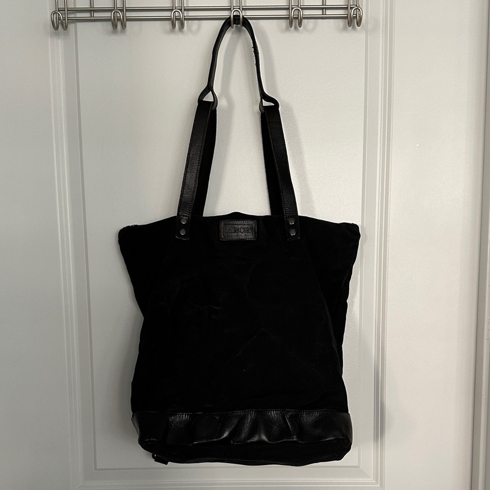 ARCH The Luxe Arch Nappy Bag - Black